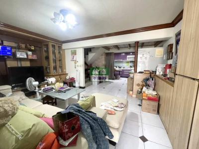 忠孝北街旁車庫別墅| 嘉義市東區